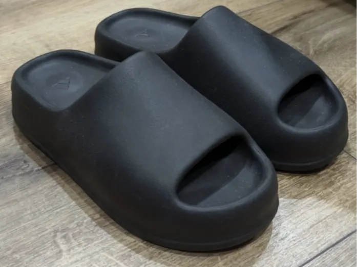 yeezy slide