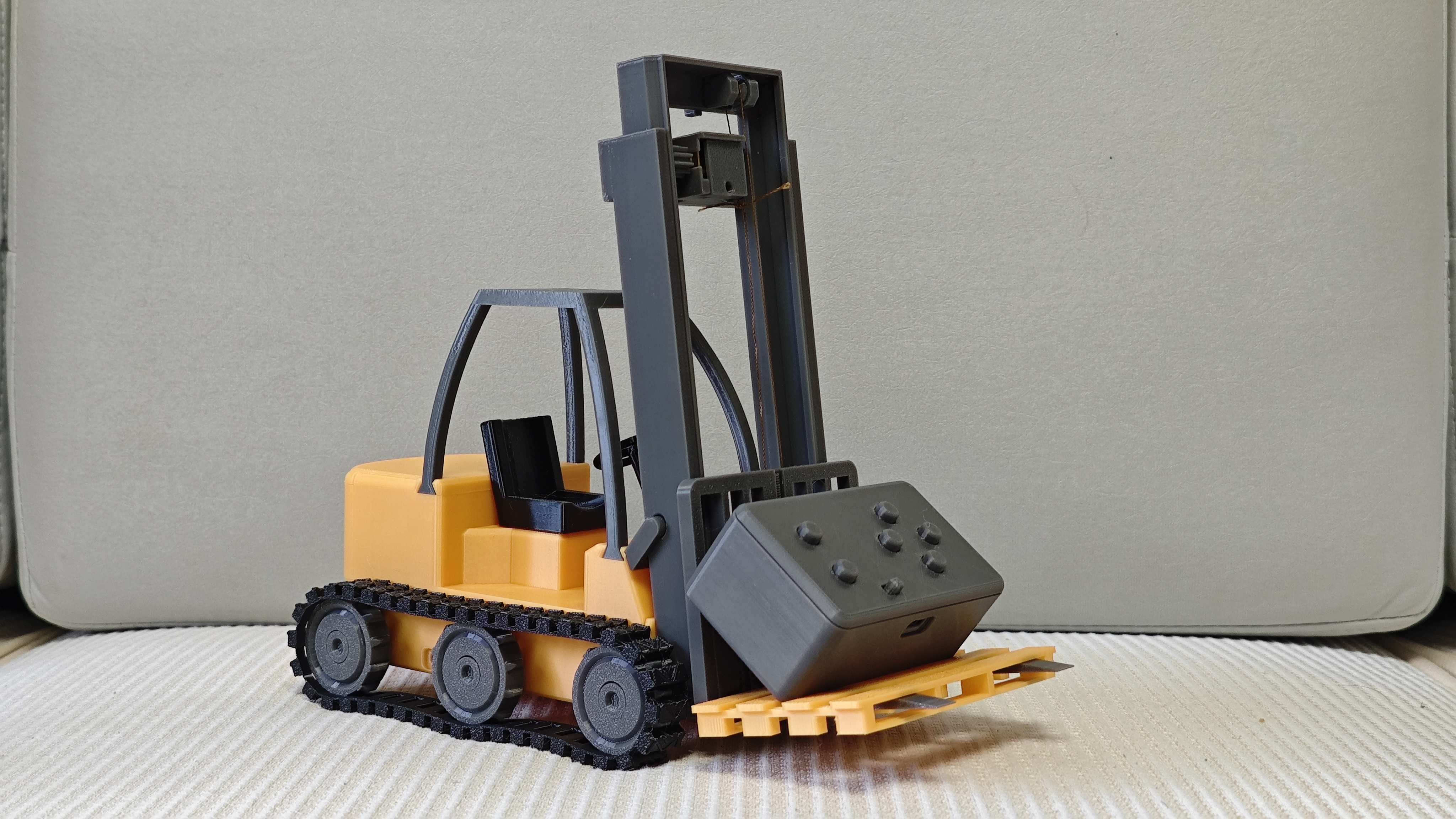 Miniatura 3 do modelo 3D 遥控履带叉车升级限位版（A1mini可用）