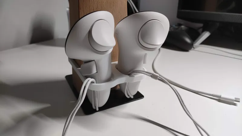 Quest3 Controller Holder (Works with IKEA LÅNESPELARE, the hand holder)