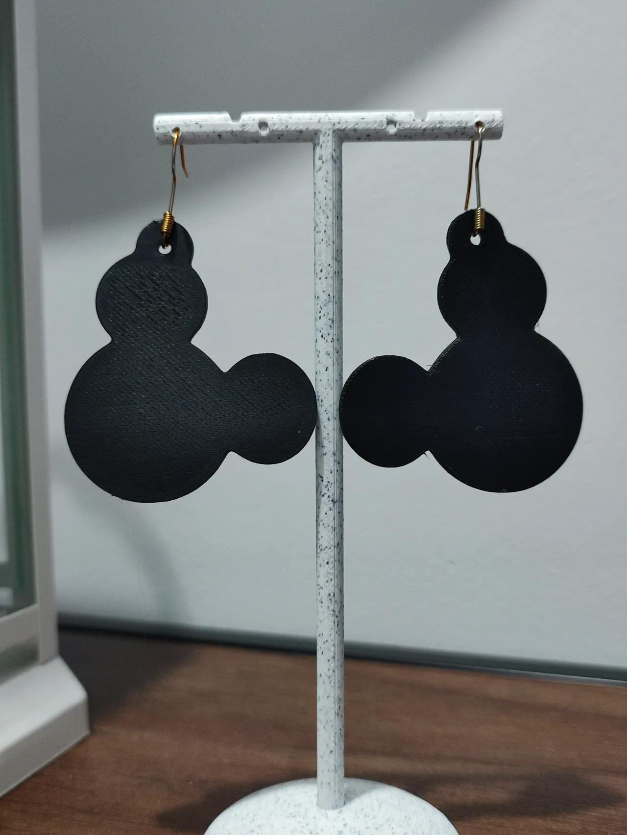 Aretes Silueta Cult view 3
