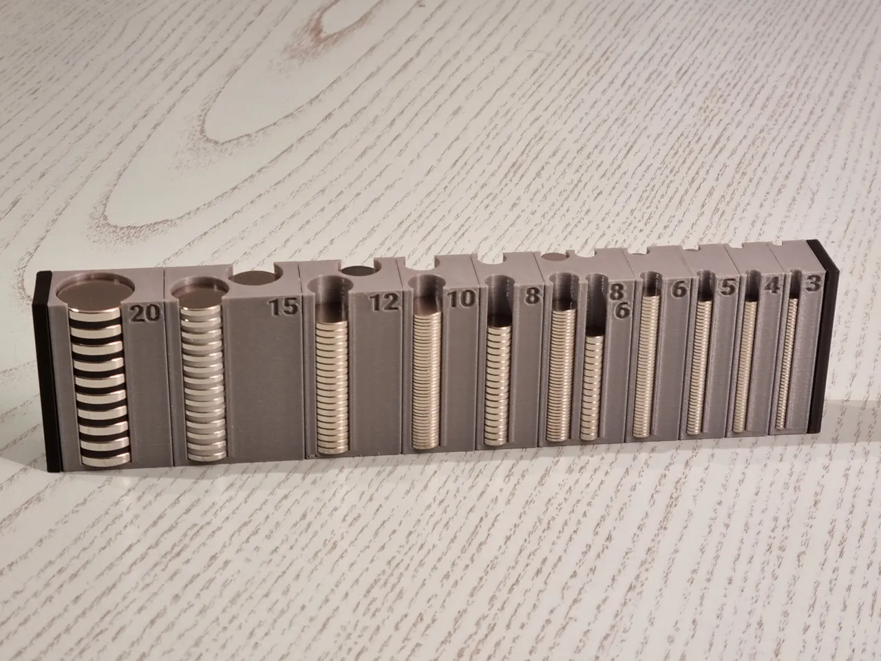 Modular Magnet Organizer view 4