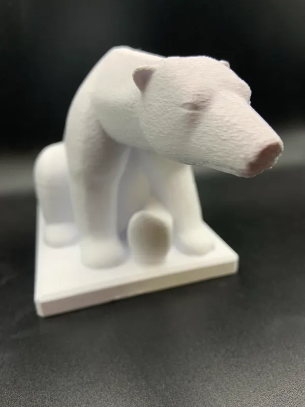 Ours polaire assis — sculpture