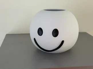 Smiling pot