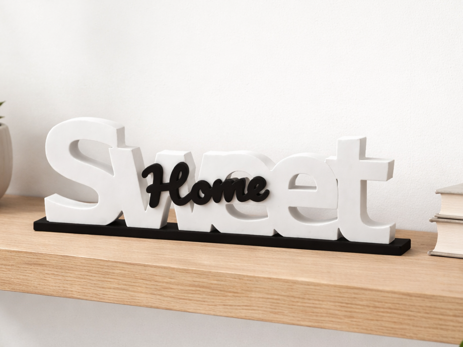 „Sweet Home – Moderner 3D Schriftzug