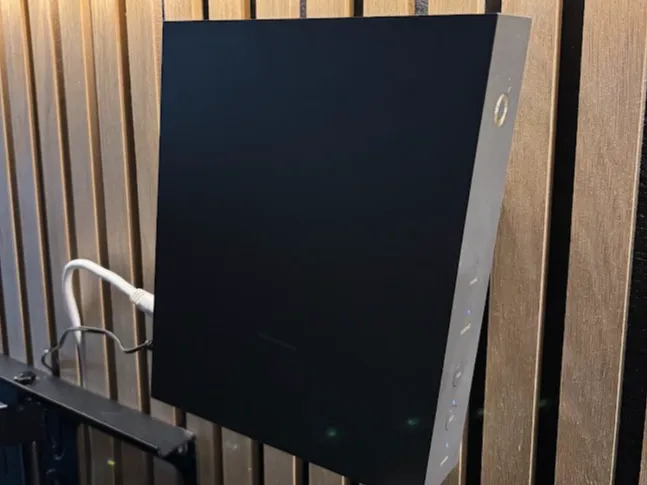 Wall Mount Holder for Vodafone Station Modem
