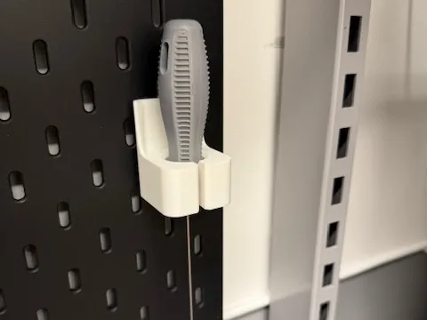 Nozzle cleaner tool hanger for IKEA Skadis pegboar