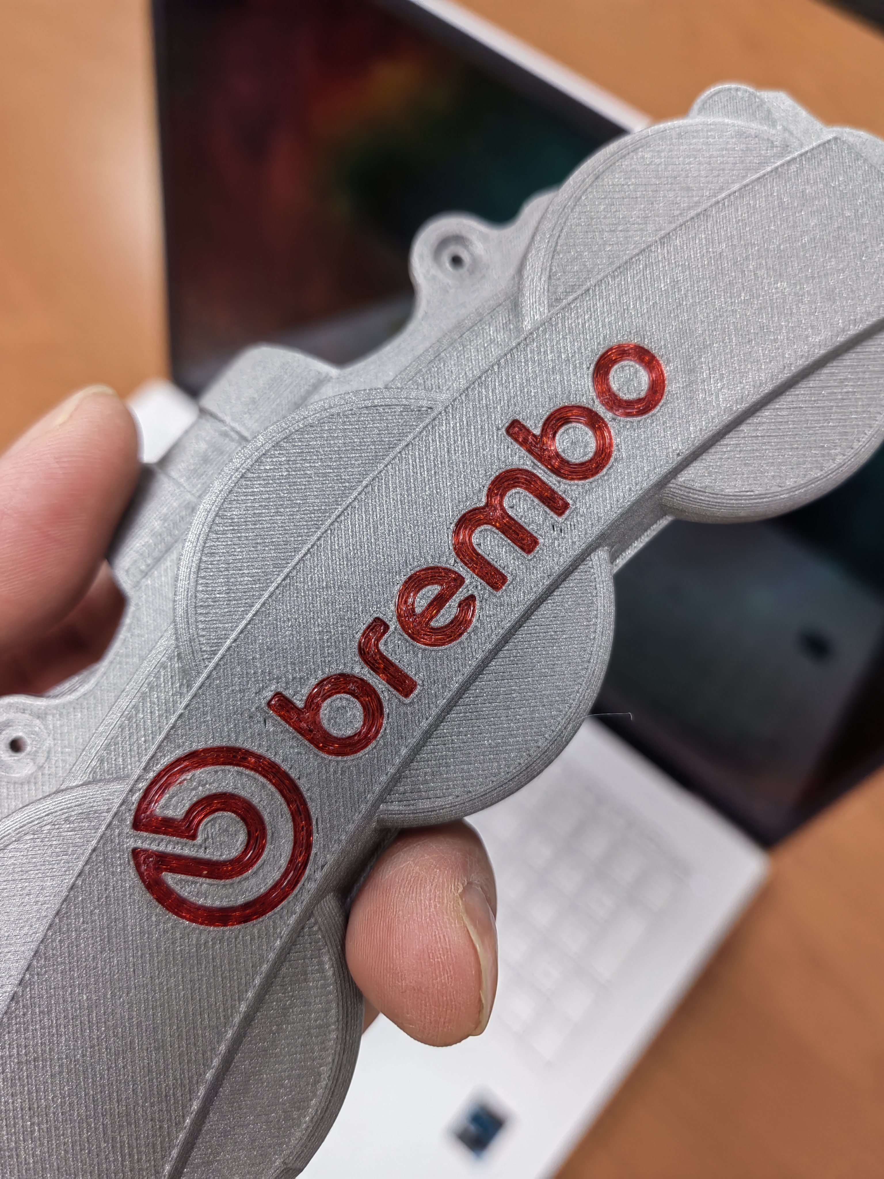 Miniatura 1 do modelo 3D 六活塞竞技刹车卡钳模型-纸巾盒/收纳盒