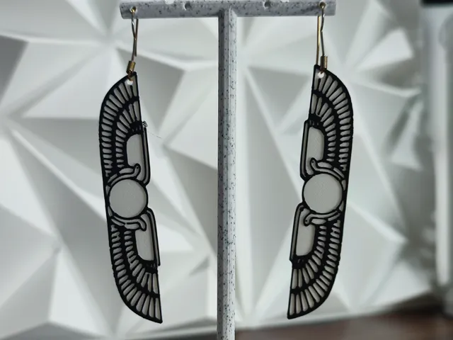 Aretes Alas de Isis