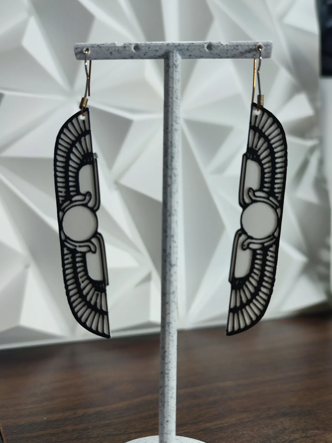 Aretes Alas de Isis view 3