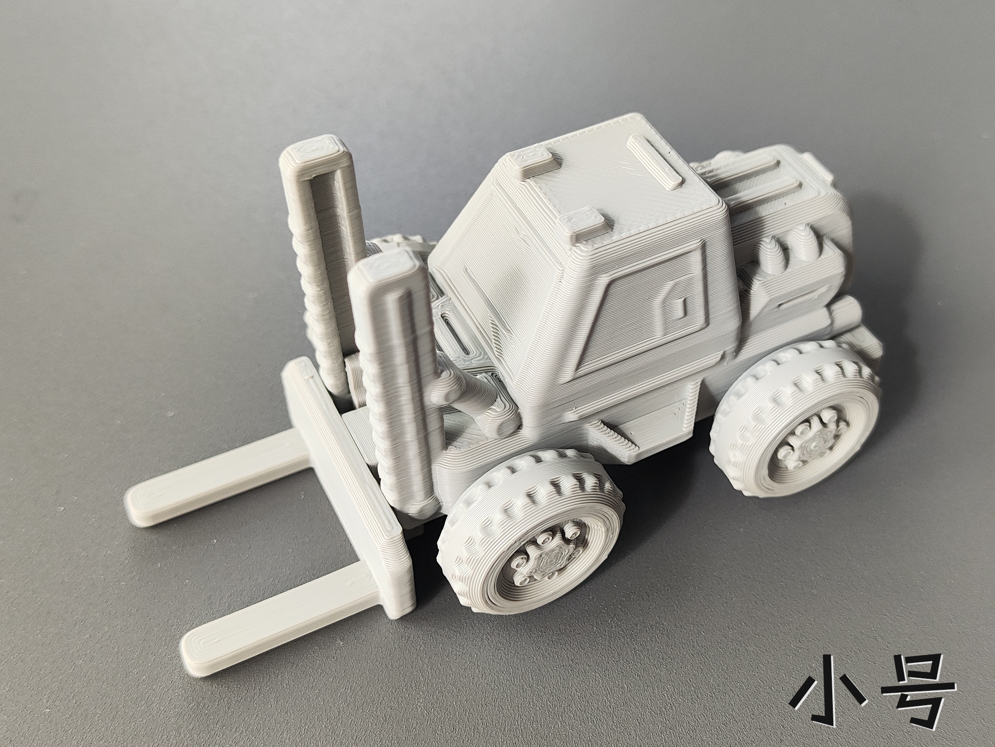 Miniatura 1 do modelo 3D 小叉车2.0，前叉可上下挪动（无支撑，无需五金件）