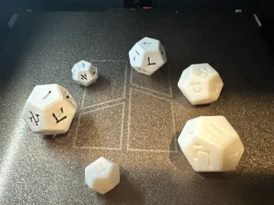 Hebrew D12