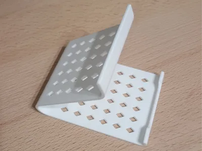 Rhombus Pattern Phone Stand