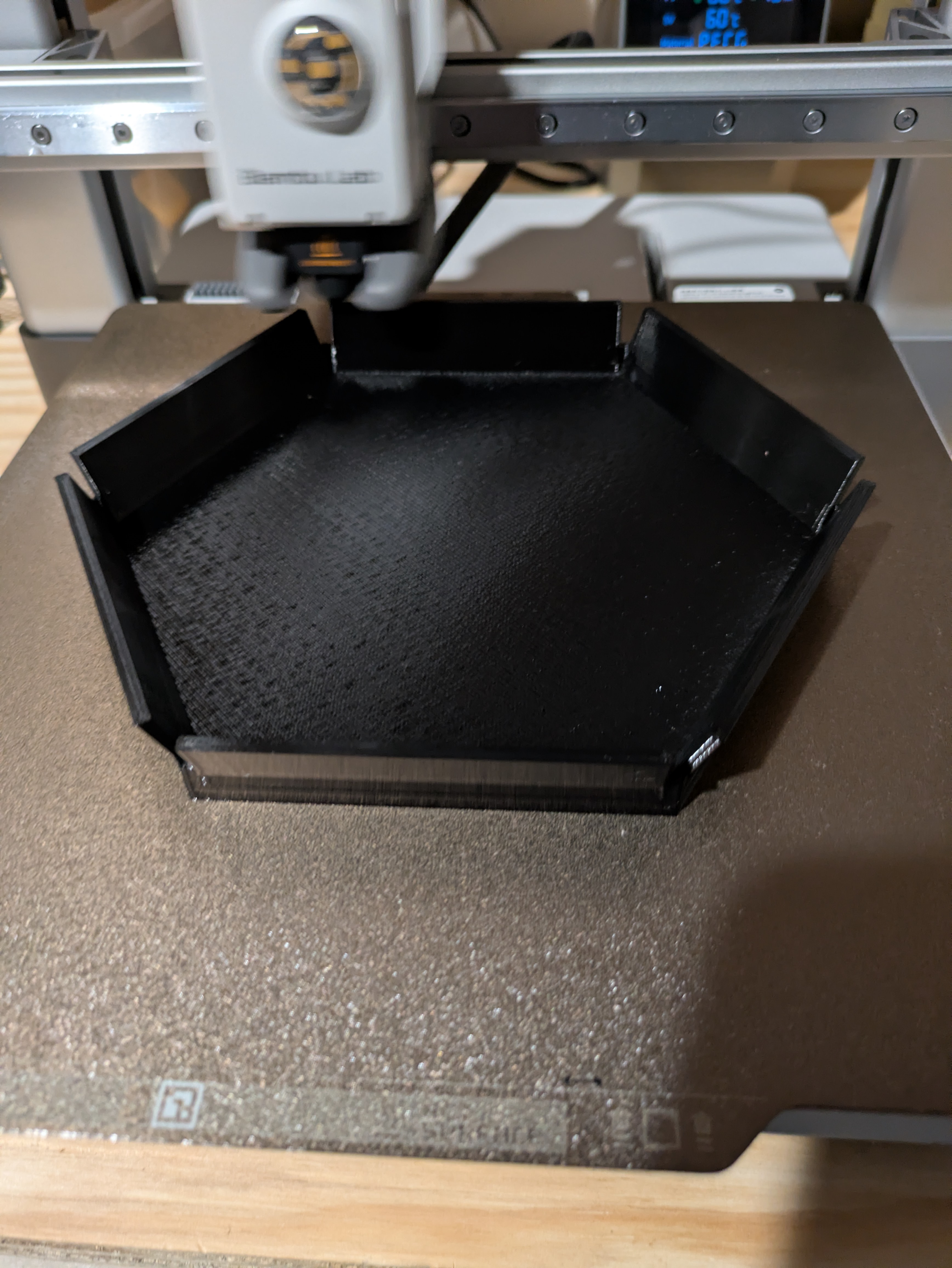 Miniatura 3 do modelo 3D T.P.U. Dice Tray