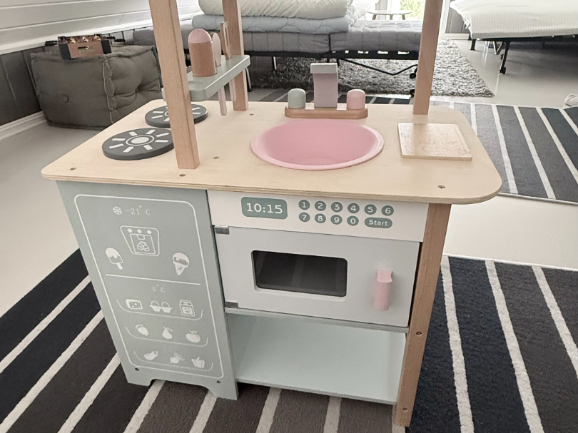 Toy Kitchen Sink