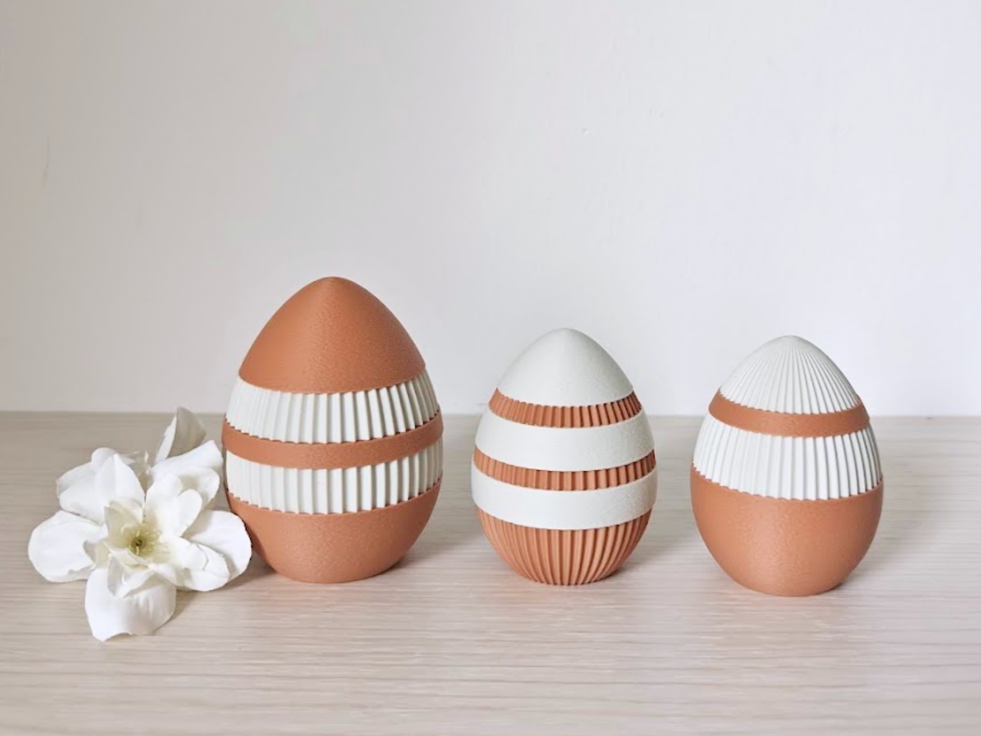 Easter eggs – vertical lines and fuzzy skin