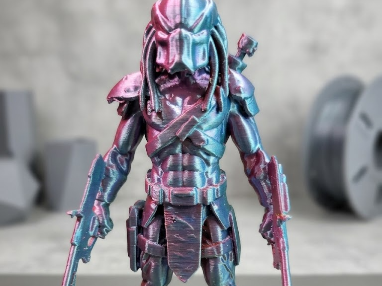 Predator Dual Guns Figure - 130mm Detailed Statue