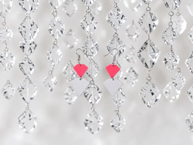 Diamonds earrings