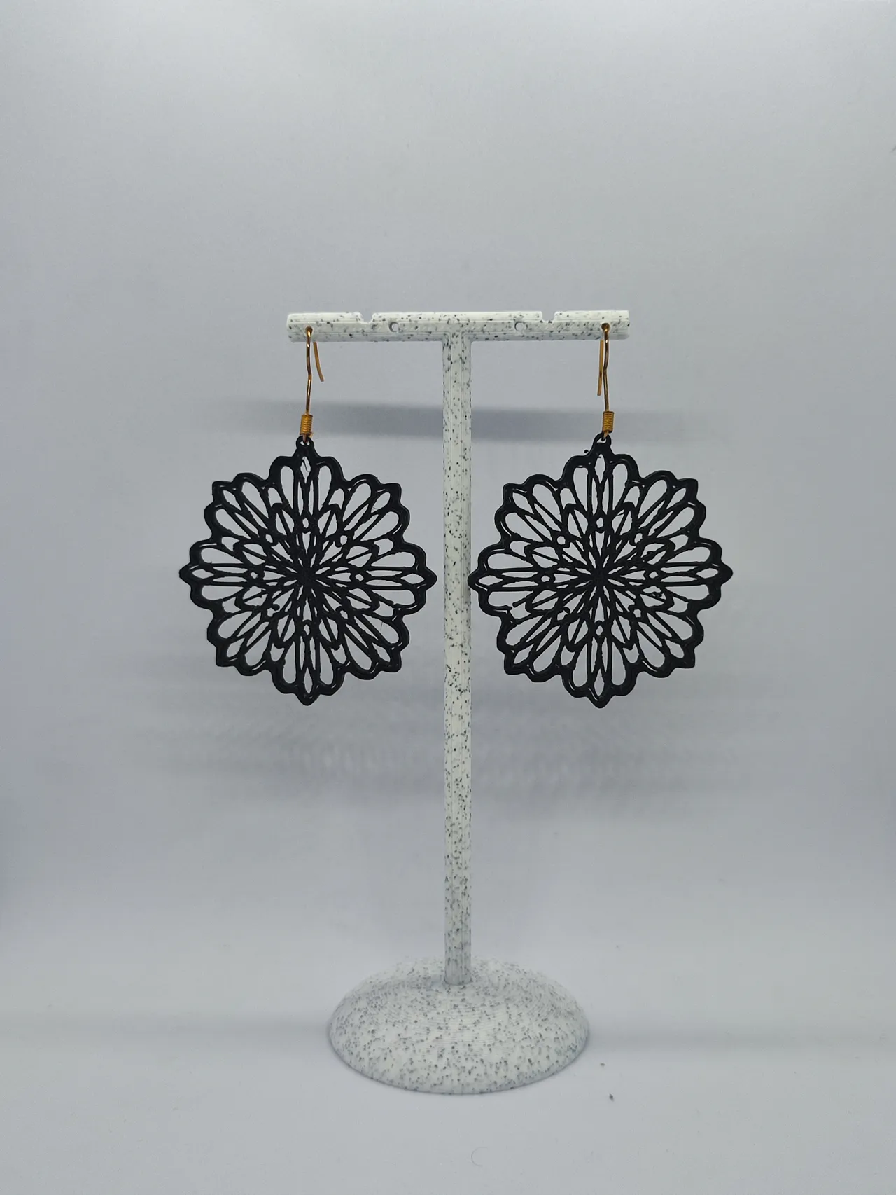 Aretes Flor de Loto Calada view 2