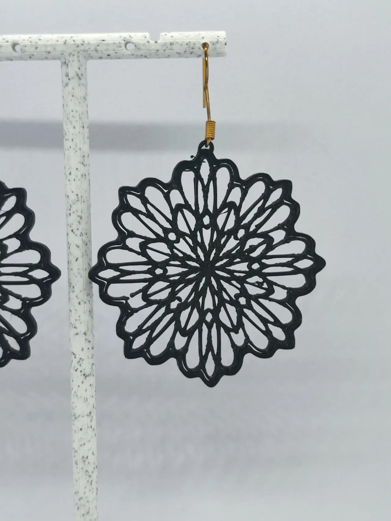 Aretes Flor de Loto Calada view 4