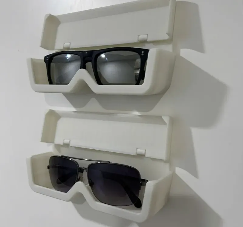 Wall hanging glasses storage box