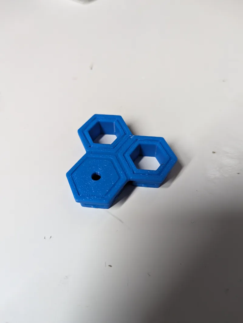 Honeycomb Storage Wall Triple with M4/M3