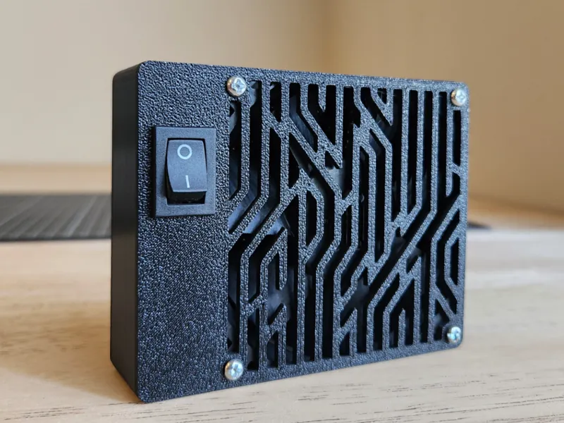 Minimalist Soldering Fume Extractor (80mm PC Fan)