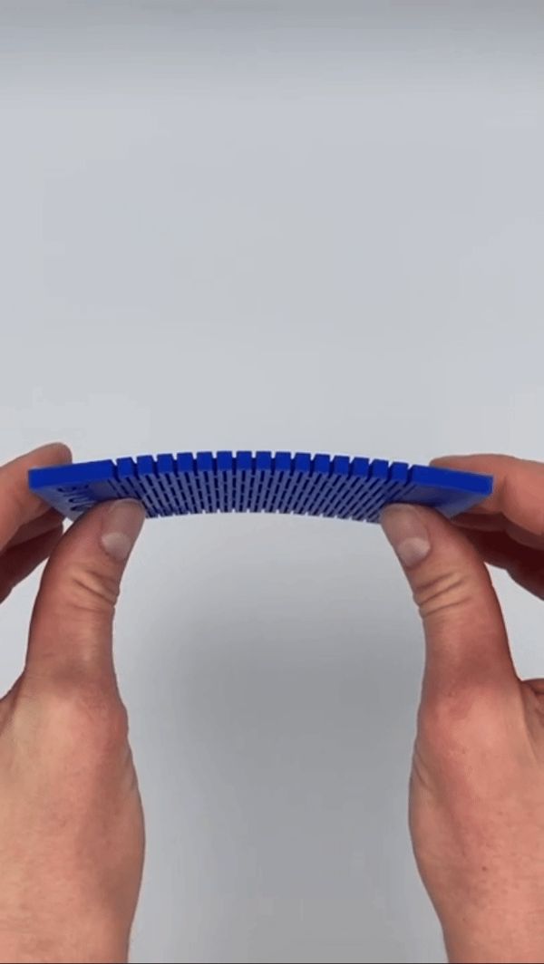 https://makerworld.bblmw.com/makerworld/model/USdf4512ee58a1bd/design/2025-01-15_065b697497796.gif