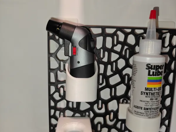 Support lampe torche pour panneau Skadis
