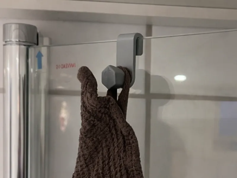 Over-the-door towel hook