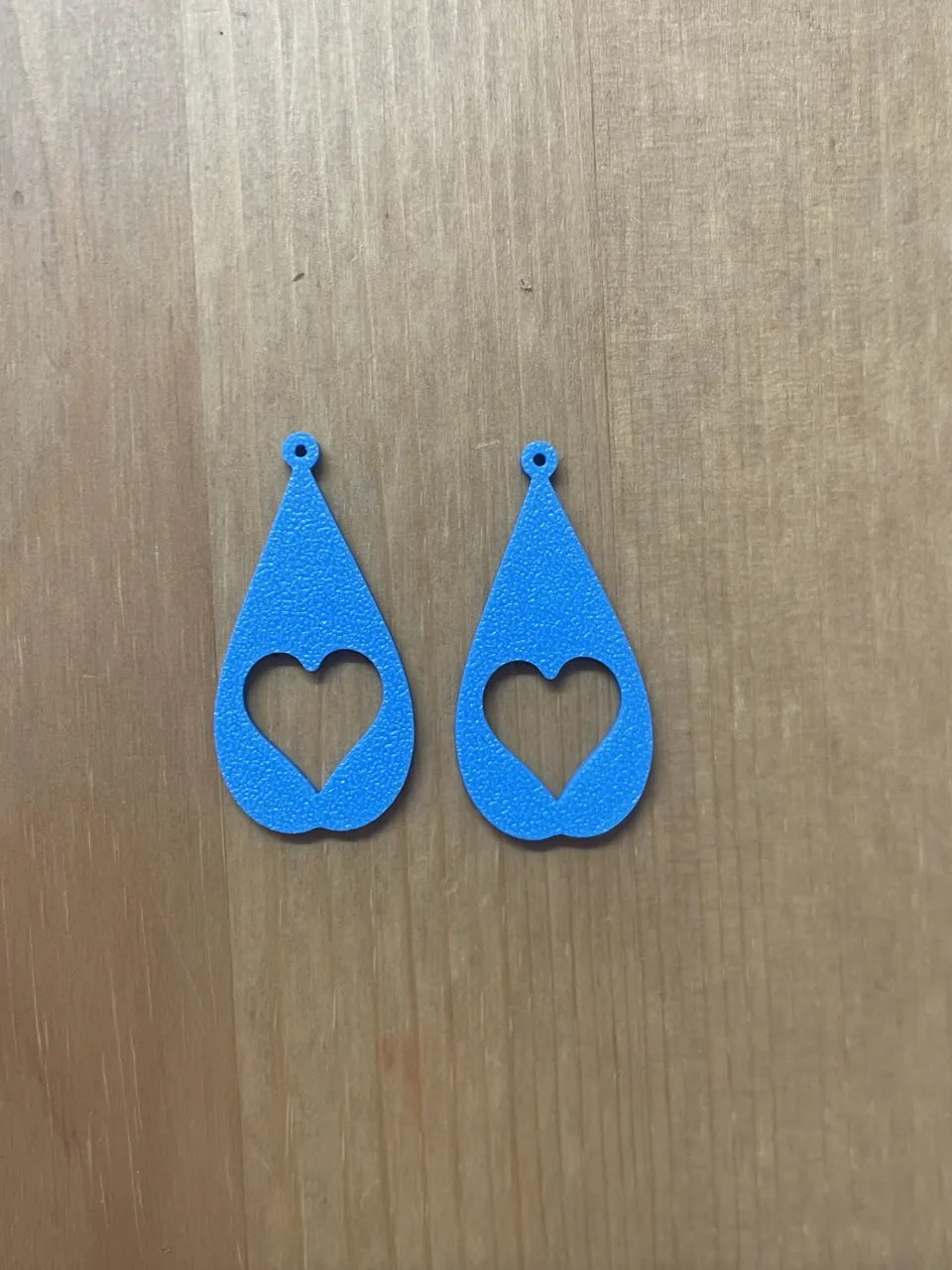 heart earrings view 2