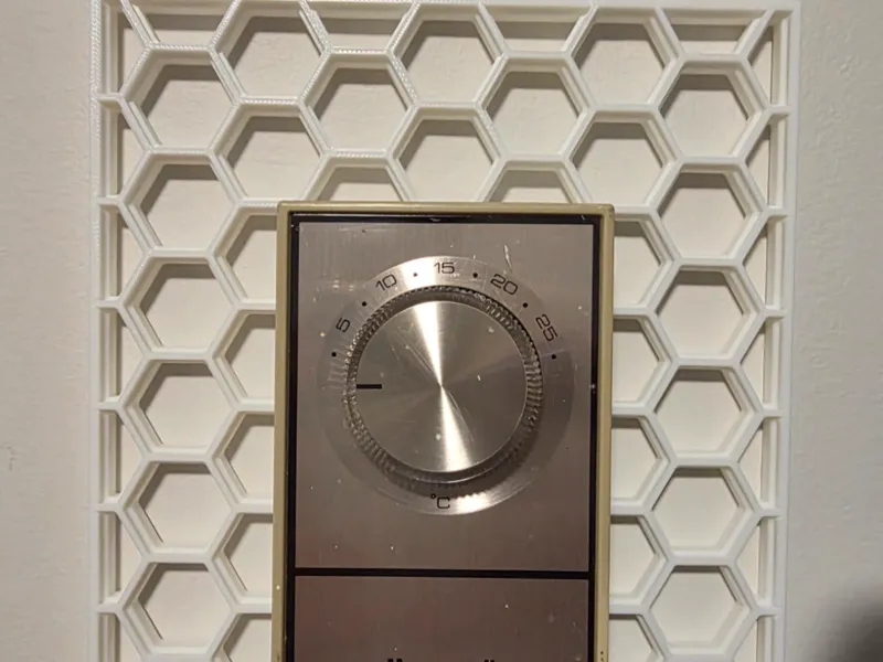 Thermostat HSW Item Holder