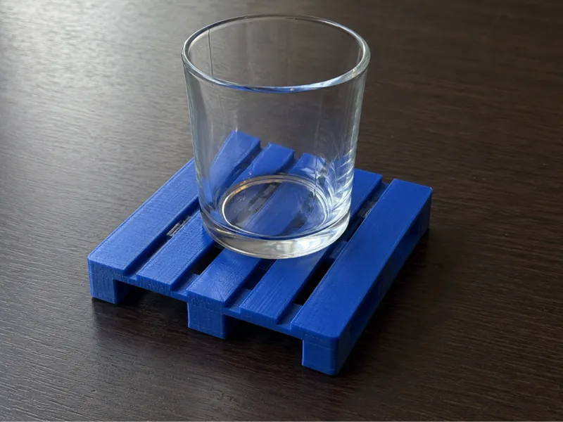 Pallet Glass Holder