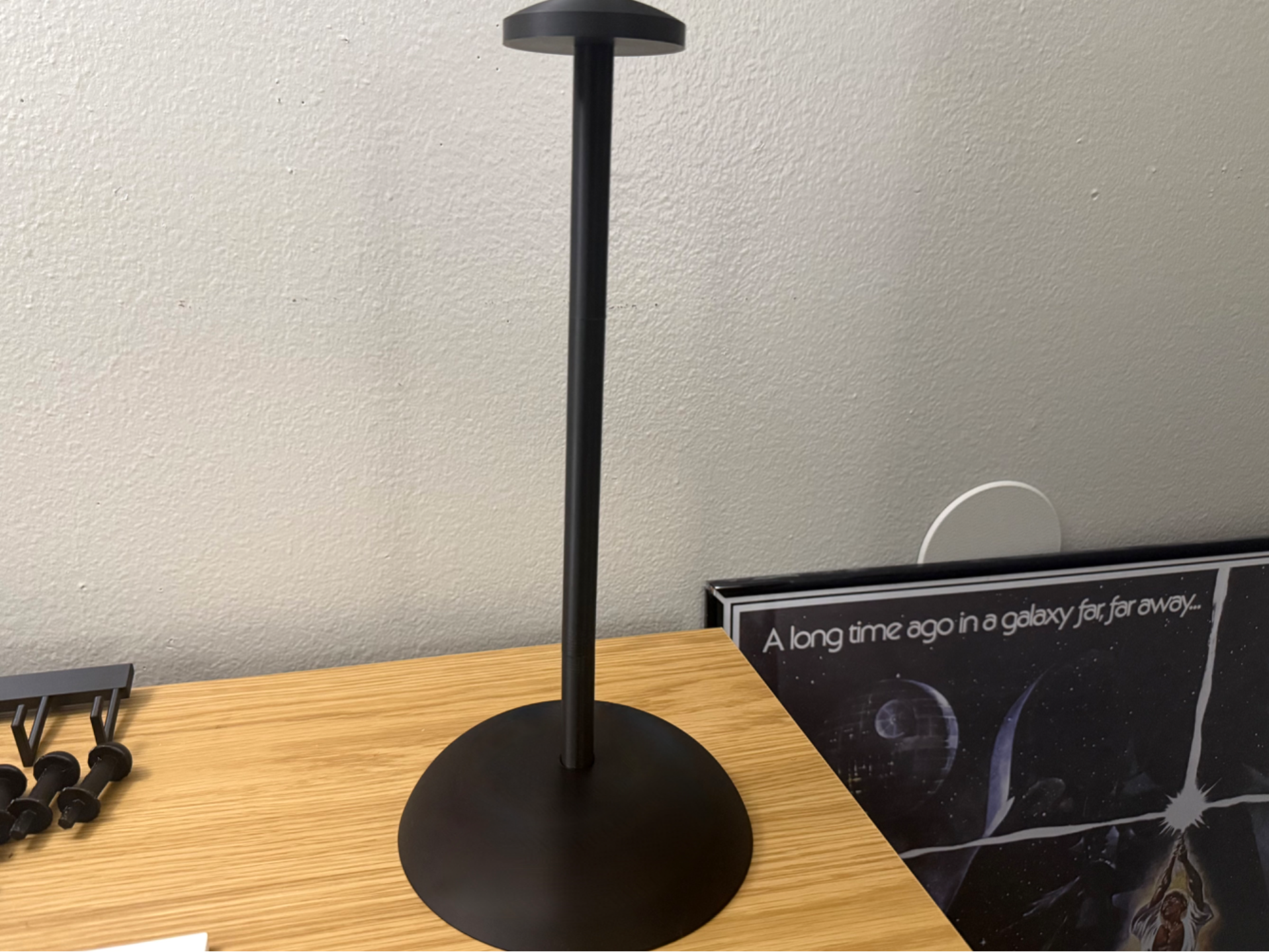 Helmet Stand & Cosplay Stand