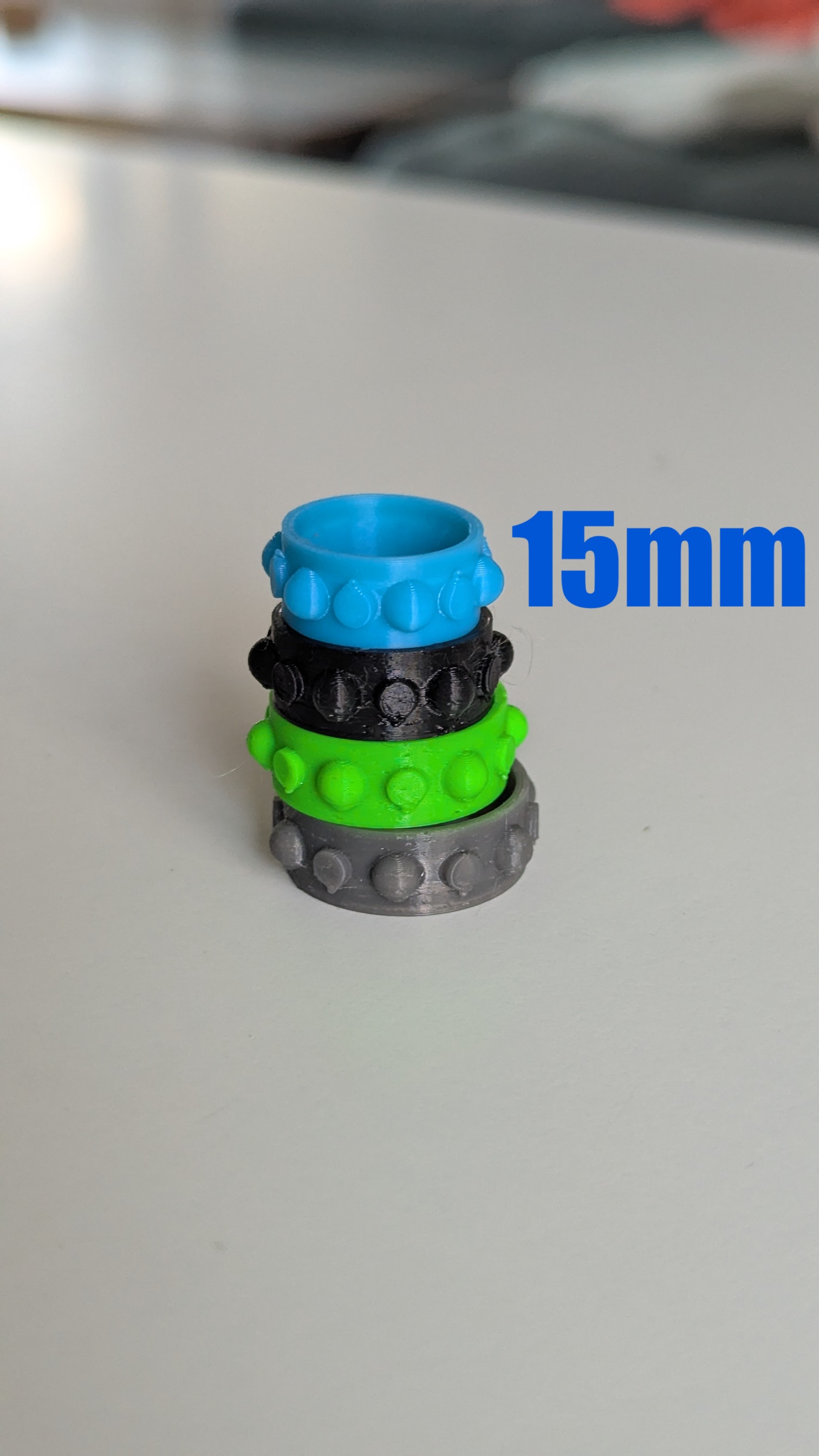Miniatura 1 do modelo 3D Customisable Multi-Texture Fidget Ring