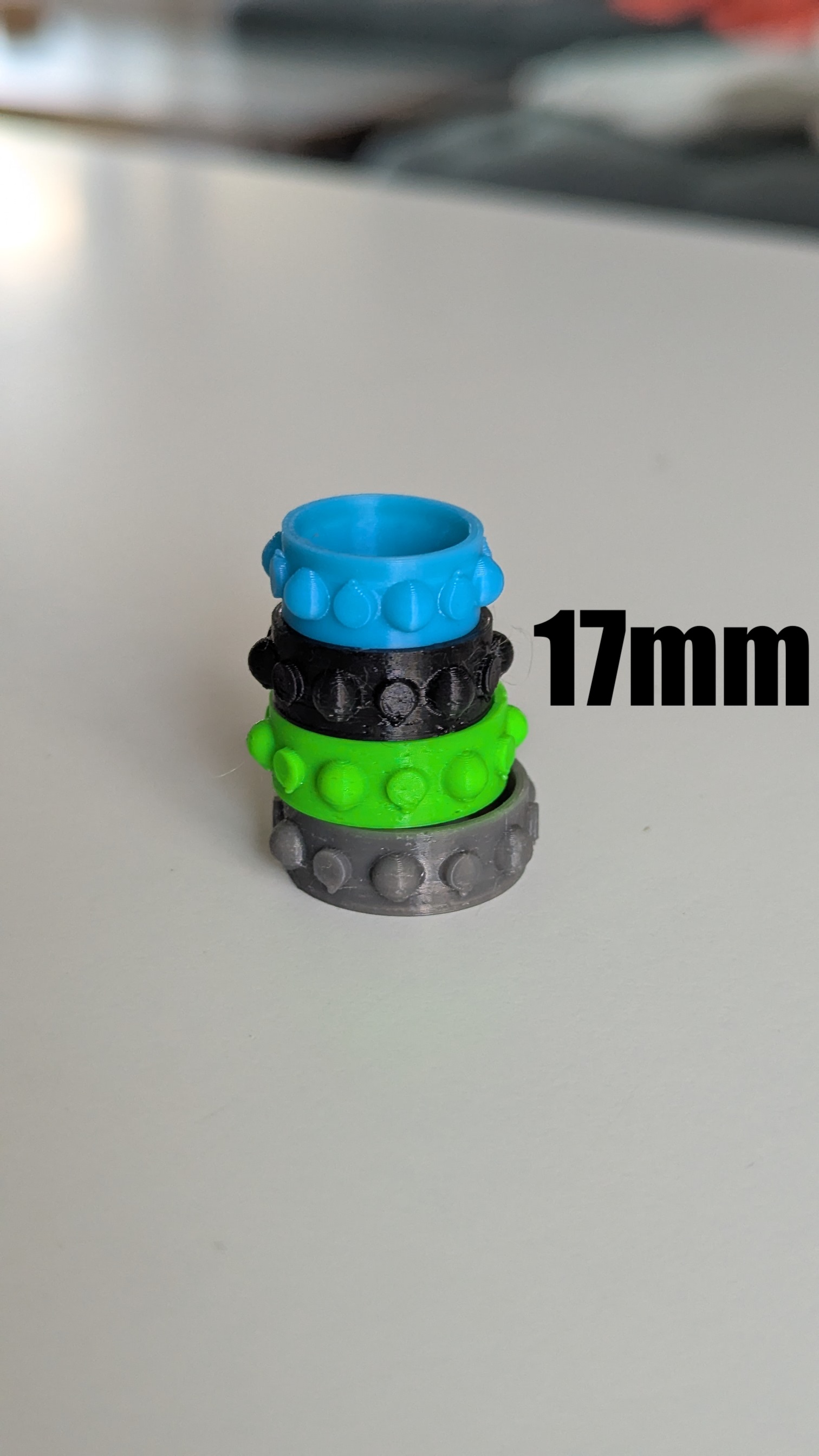 Miniatura 2 do modelo 3D Customisable Multi-Texture Fidget Ring