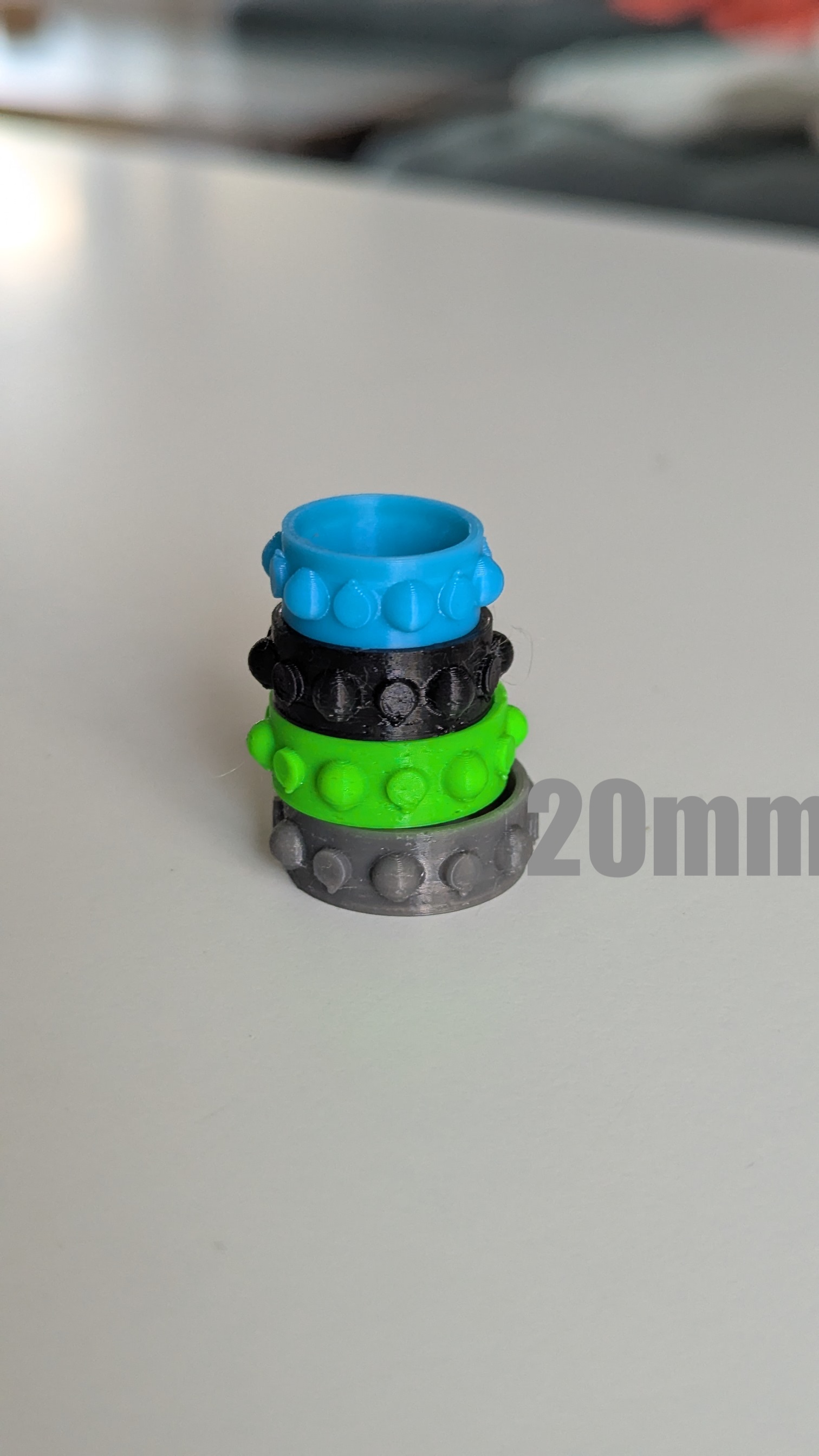Miniatura 4 do modelo 3D Customisable Multi-Texture Fidget Ring