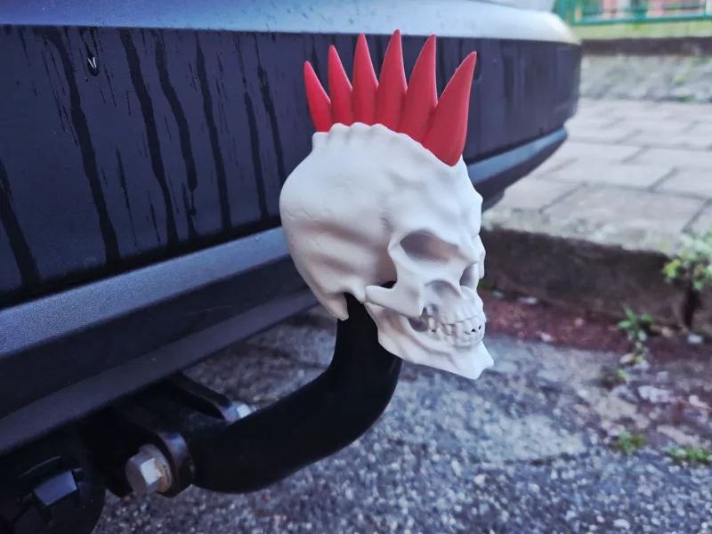 Punk Skull Hitch Ball cover