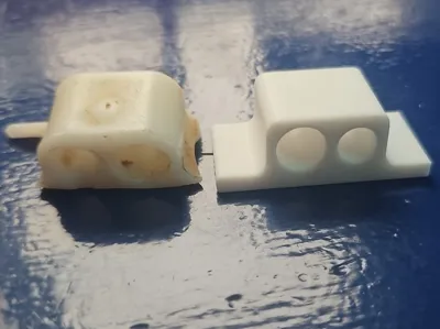 Antique Venetian Blind Cord Guide