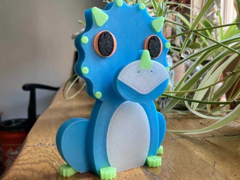 Eyeglass Holder Triceratops