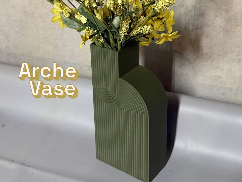 Arche Vase