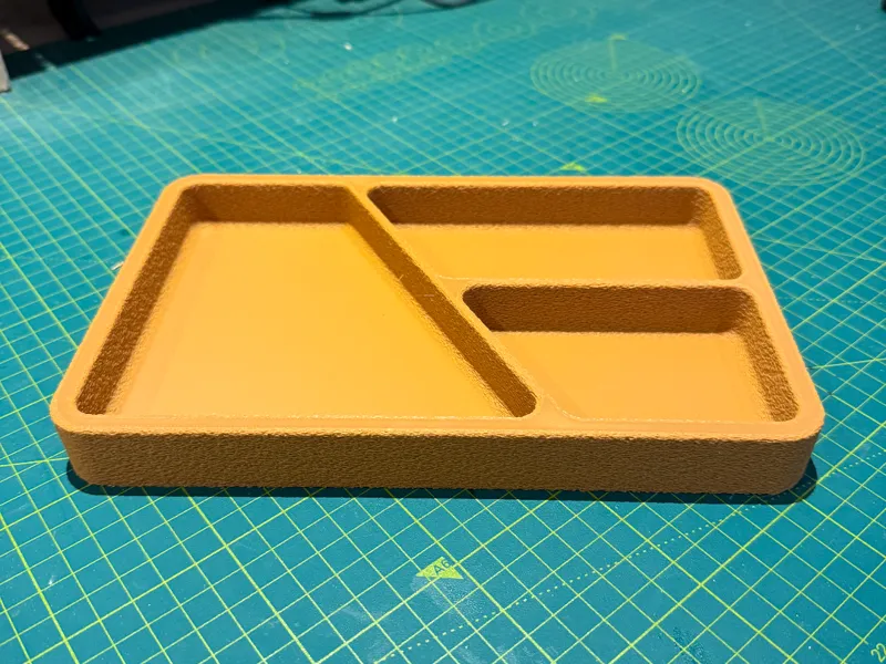 Chips and dips tray