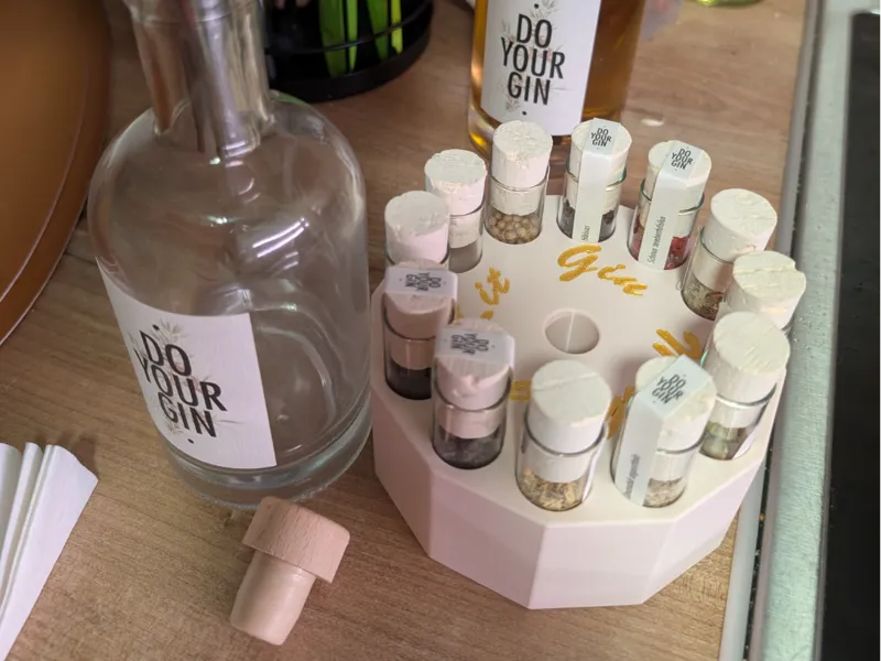 Gin Making Kit Holder for Ingredients and Funnel