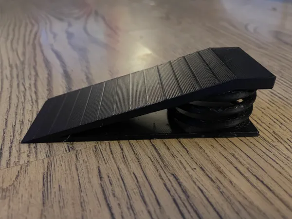 https://makerworld.bblmw.com/makerworld/model/USdf8c8573e23be0/design/2025-02-23_558221c784bdb.png