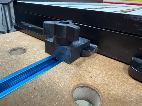 https://makerworld.bblmw.com/makerworld/model/USdf93cf4f8843fd/design/2025-12-10_b694ac003a173.jpeg