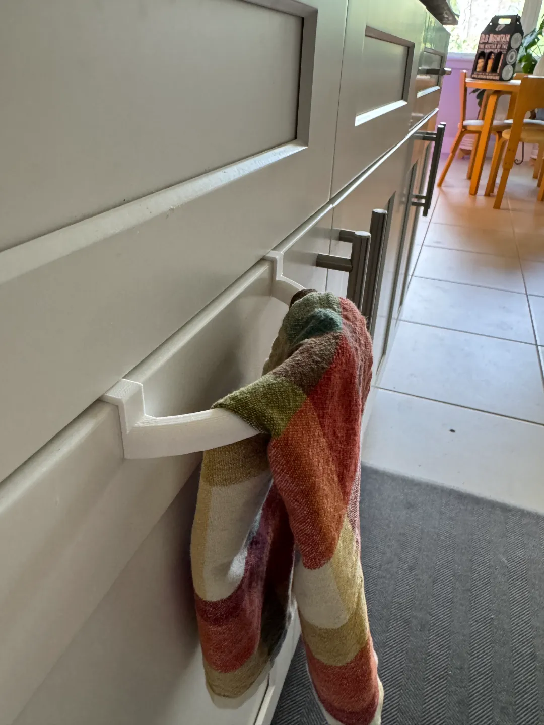 Kitchen + Bathroom towel holder curved view 4