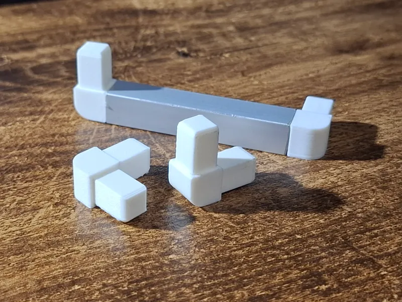 supporto angolare 90° per tubolari 10x10