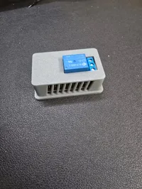 Boîtier compact ESP32 + module relais — photo 3