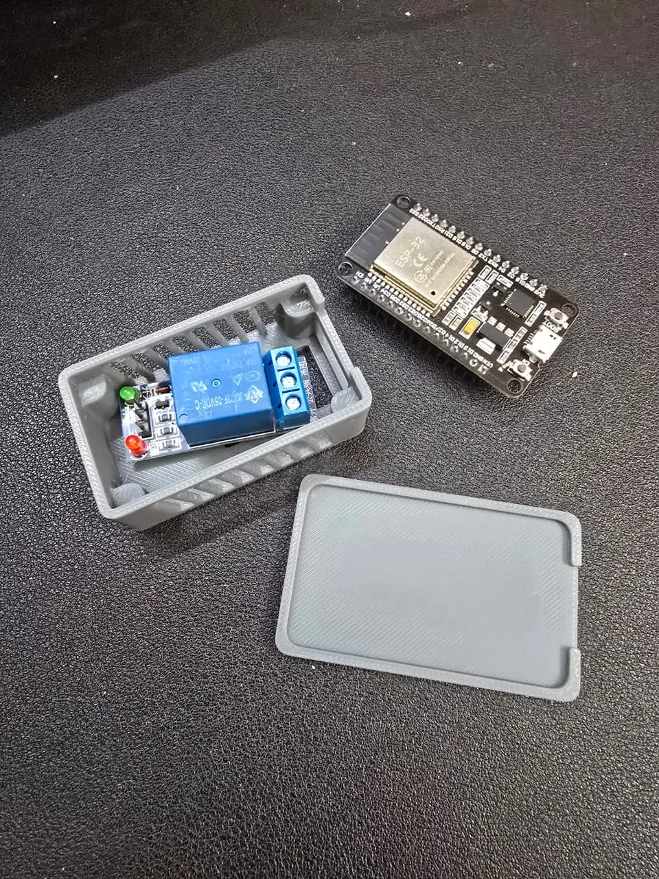 ESP32 + Relay Module Compact Case - Free 3D Print Model - MakerWorld