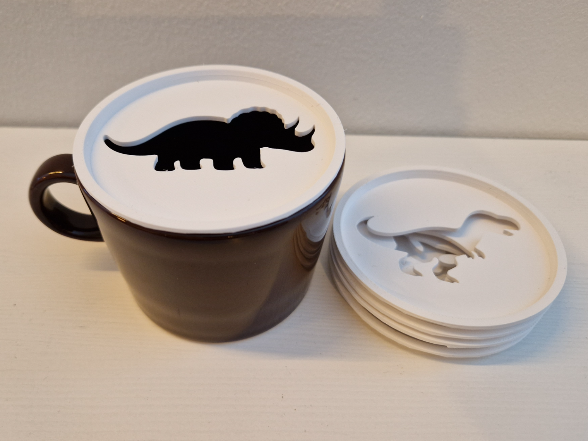 Dino themed stacker for Iittala 22 cl coffee cups