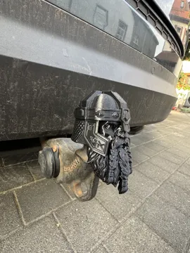 Tapa o cubierta: Dwarven Warrior Tow Hitch Cover — vista de referencia 4